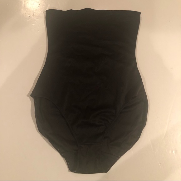 SPANX Black High Waisted Brief SHAPEWEAR S - Picture 3 of 11
